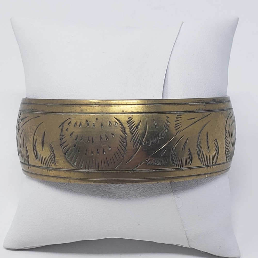 Brass Etched Wide Bangle Bracelet Leaves Boho - Picture 2 of 4